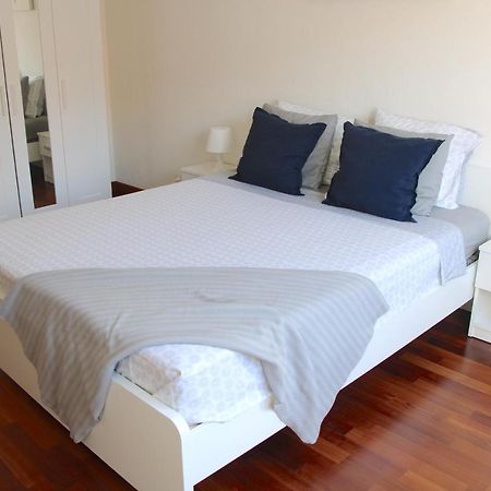 Cozy Apartment With Free Parking & Close To Lake Lugano Eksteriør billede