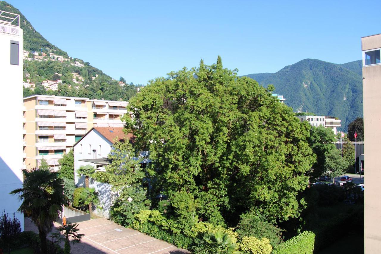 Cozy Apartment With Free Parking & Close To Lake Lugano Eksteriør billede